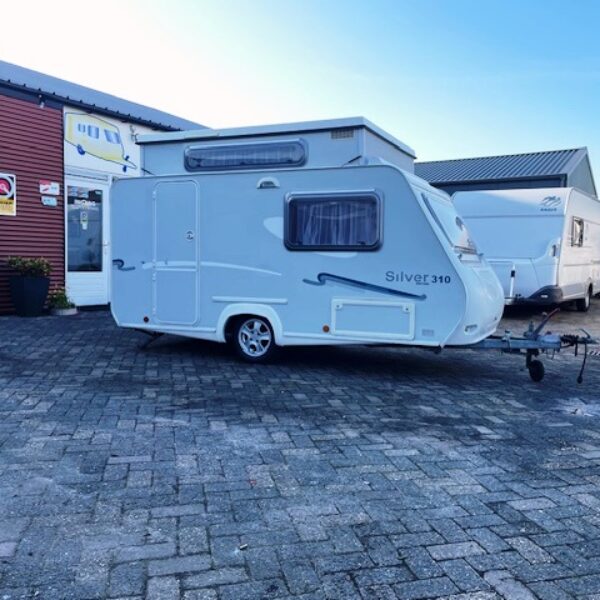 Trigano Silver Edition 310, bj.2010, lichtgewicht, voortent